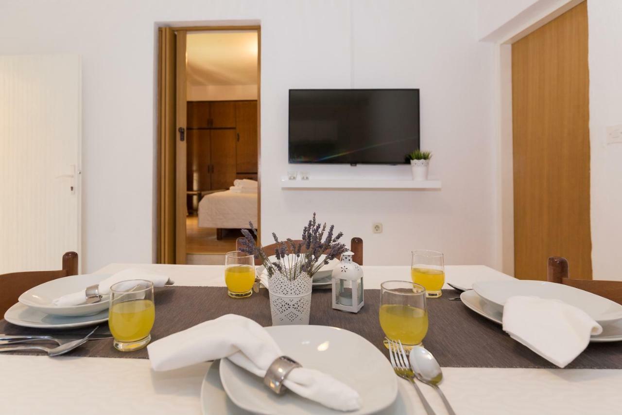 Cozy Apartment Josipa Privlaka  Ngoại thất bức ảnh