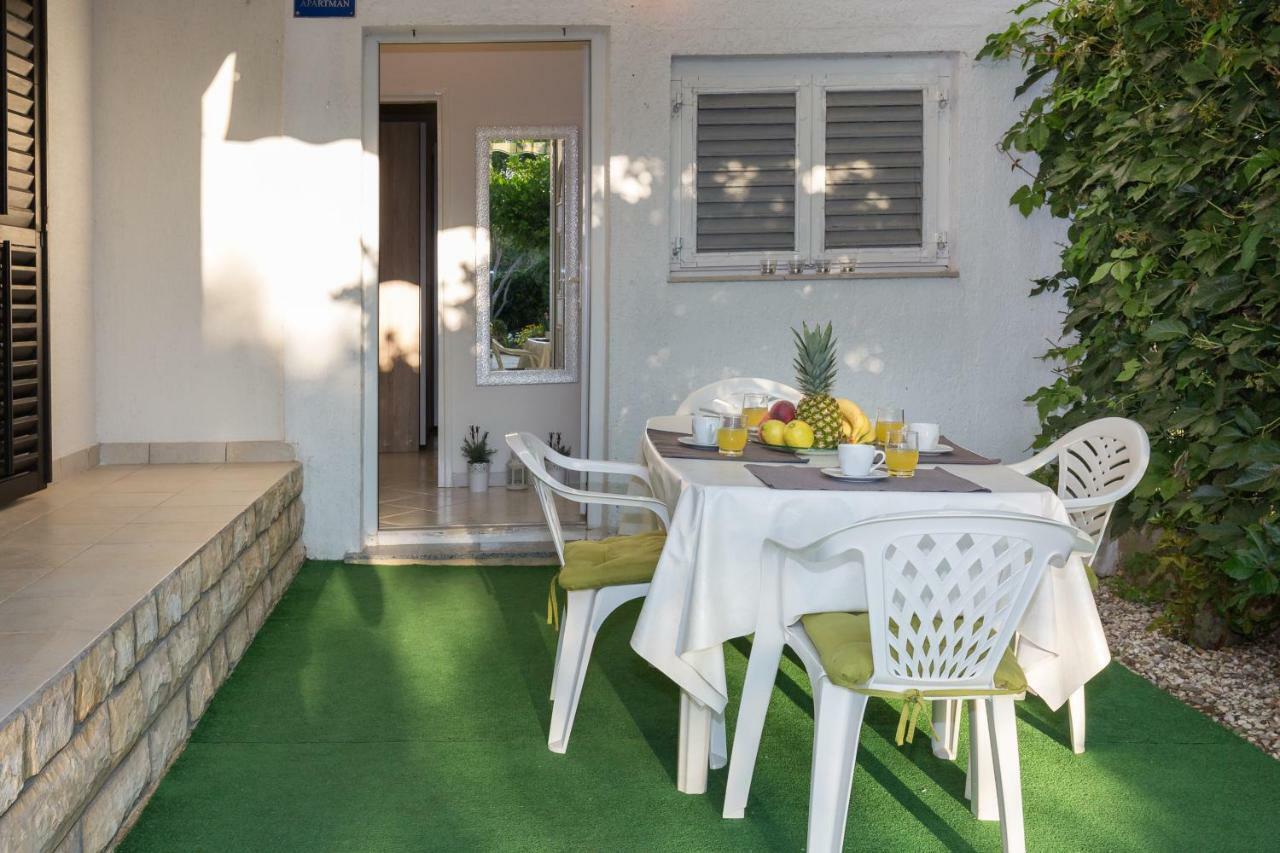 Cozy Apartment Josipa Privlaka  Ngoại thất bức ảnh