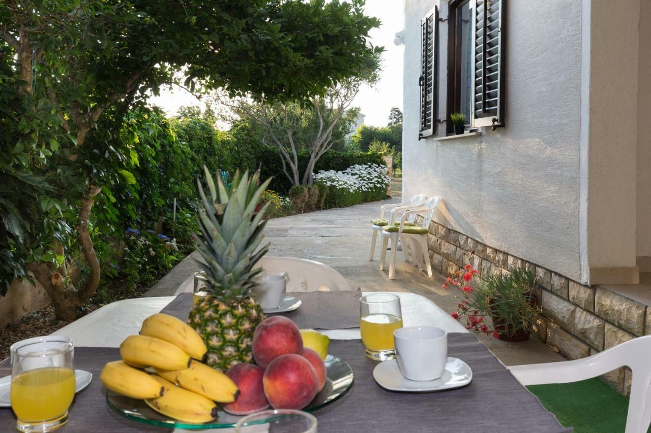 Cozy Apartment Josipa Privlaka  Ngoại thất bức ảnh