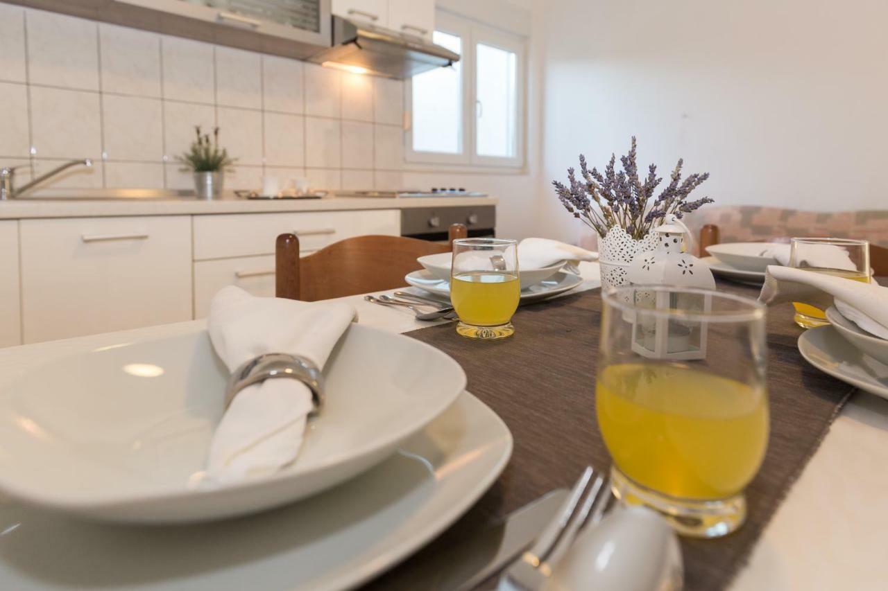 Cozy Apartment Josipa Privlaka  Ngoại thất bức ảnh