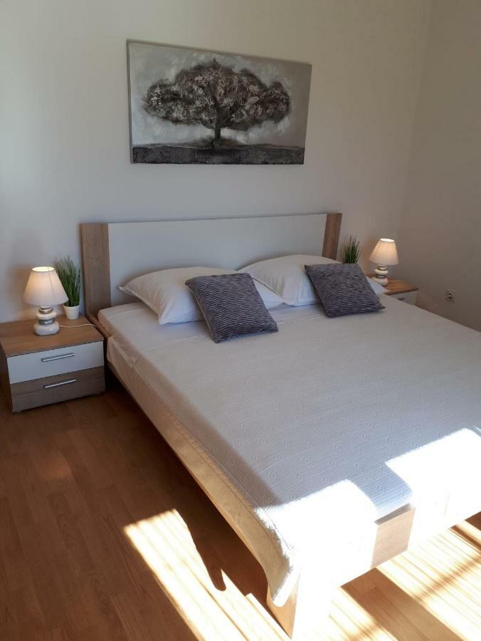 Cozy Apartment Josipa Privlaka  Ngoại thất bức ảnh