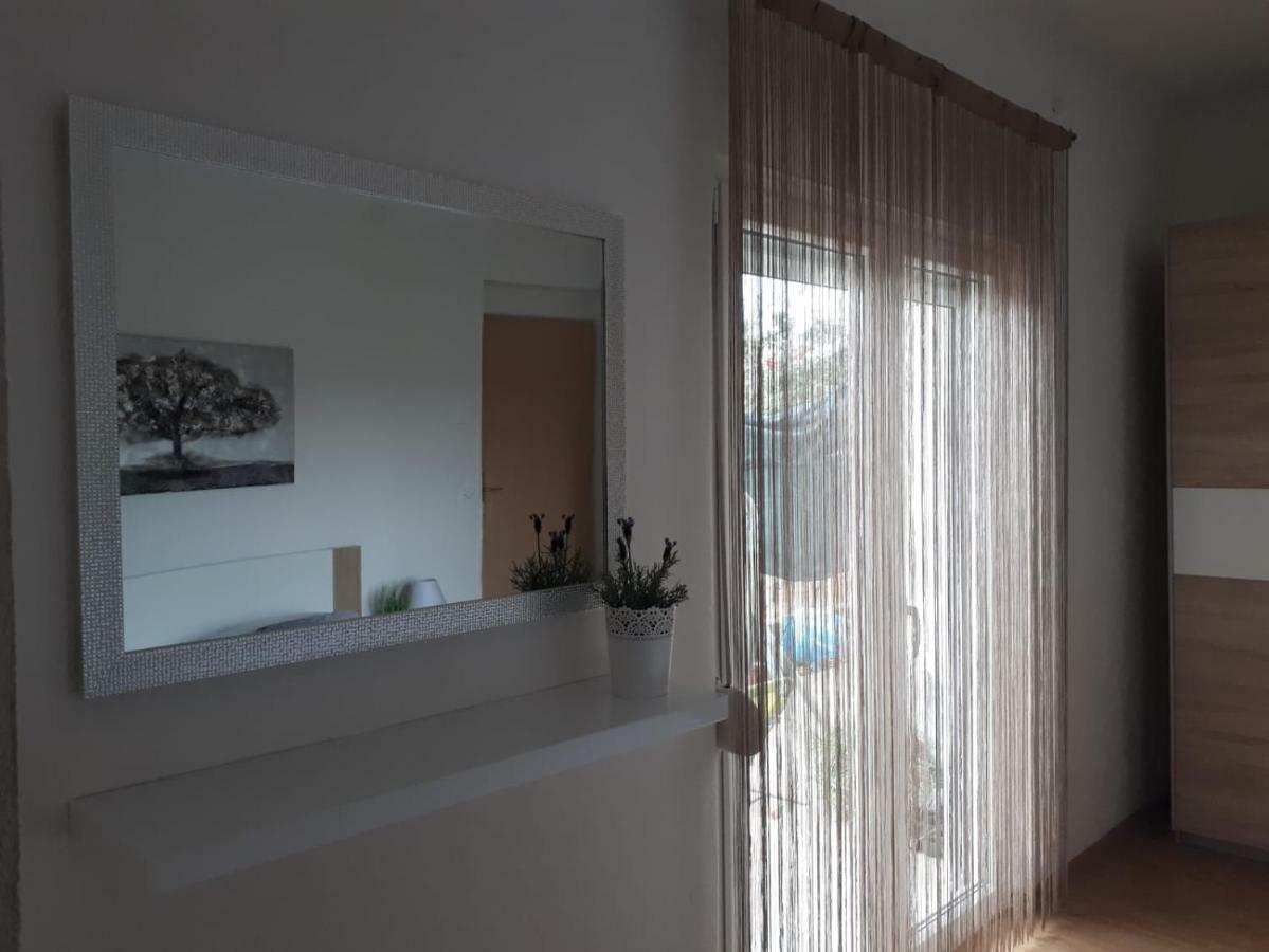 Cozy Apartment Josipa Privlaka  Ngoại thất bức ảnh
